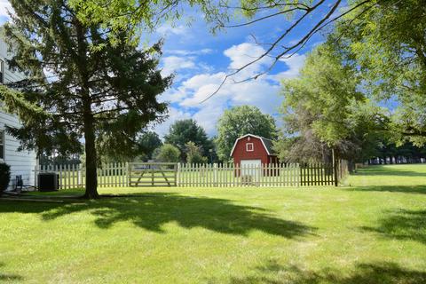 23115 Graf Rd, Harvard, IL 60033 photo 4