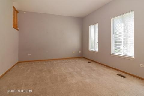 3326 Hoffman St, Plano, IL 60545 photo 4