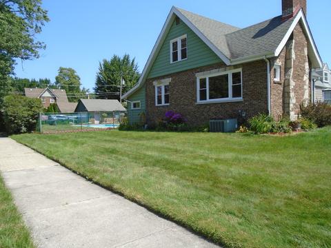 3238 N Schultz Dr, Lansing, IL 60438 photo 2