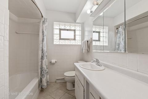 7334 W Breen St, Niles, IL 60714 photo 8