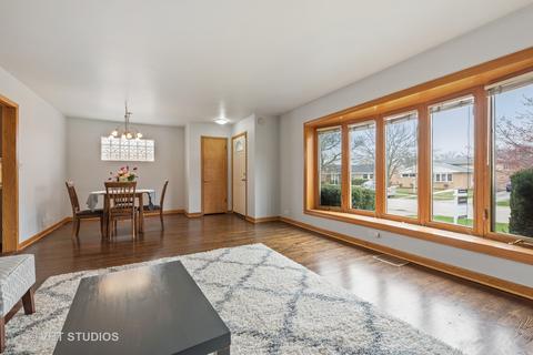 7334 W Breen St, Niles, IL 60714 photo 2