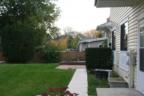 838 Cambridge Pl #130C, Wheeling, IL 60090 photo 2