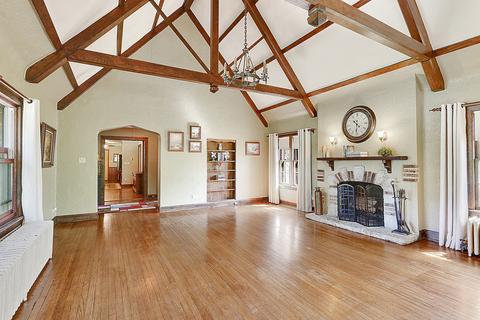 14625 Laporte Ave, Midlothian, IL 60445 photo 4