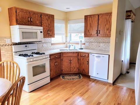 1505 Skylark Ln, Plainfield, IL 60586 photo 2