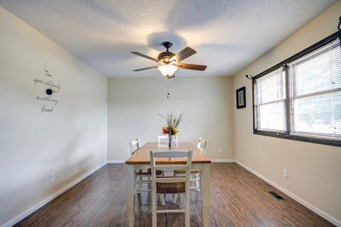 412 E Broadway St, Tolono, IL 61880 photo 17
