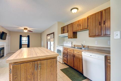 412 E Broadway St, Tolono, IL 61880 photo 16