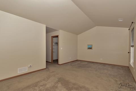 5203 Cobblers Xing, Mchenry, IL 60050 photo 15