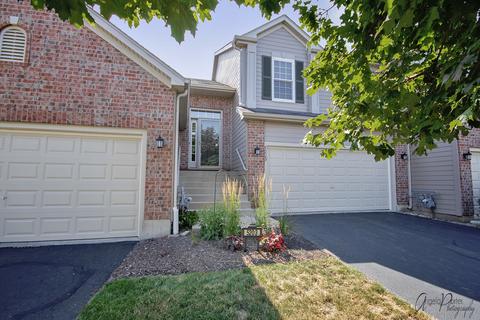 5203 Cobblers Xing, Mchenry, IL 60050 photo 1