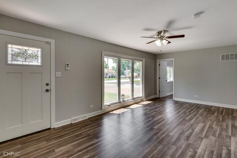 7535 S Ferdinand Ave, Bridgeview, IL 60455 photo 7