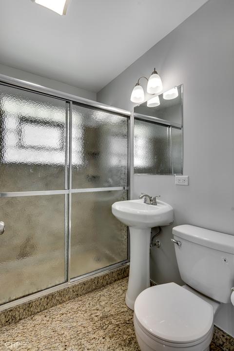 7535 S Ferdinand Ave, Bridgeview, IL 60455 photo 13