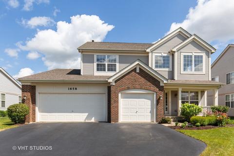 1658 Montclair Dr, Elgin, IL 60123 photo 1