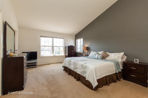 1658 Montclair Dr, Elgin, IL 60123 photo 11