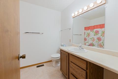 1302 Kern St, Normal, IL 61761 photo 17