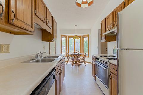 1302 Kern St, Normal, IL 61761 photo 9