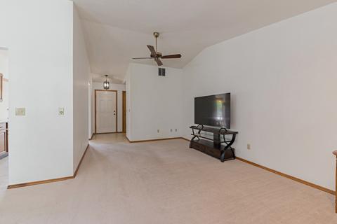 1302 Kern St, Normal, IL 61761 photo 5