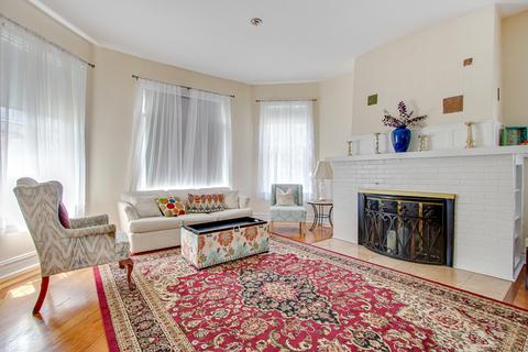 1452 E 54th Pl, Chicago, IL 60615 photo 5
