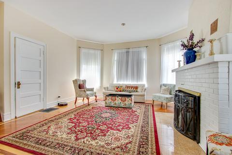 1452 E 54th Pl, Chicago, IL 60615 photo 6