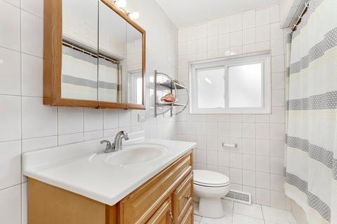 2511 Peter Rd, Des Plaines, IL 60018 photo 14