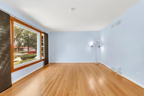 2511 Peter Rd, Des Plaines, IL 60018 photo 4