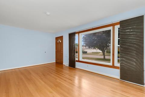 2511 Peter Rd, Des Plaines, IL 60018 photo 3