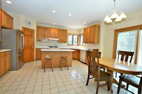 2041 Robinwood Dr, Algonquin, IL 60102 photo 8