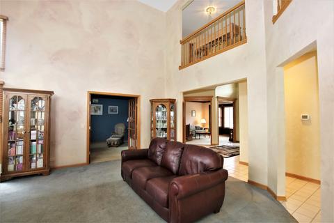 2041 Robinwood Dr, Algonquin, IL 60102 photo 12