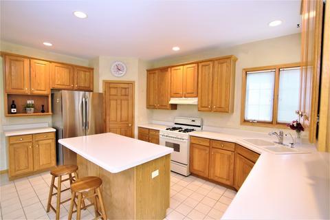 2041 Robinwood Dr, Algonquin, IL 60102 photo 7