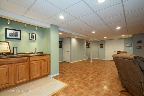 2041 Robinwood Dr, Algonquin, IL 60102 photo 25