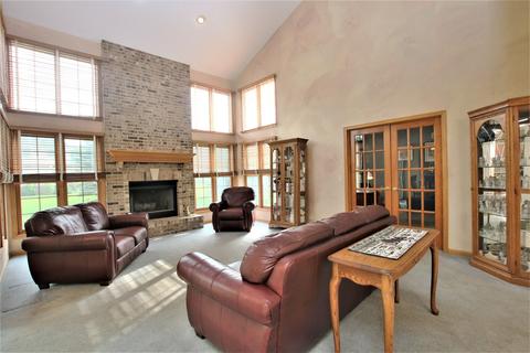 2041 Robinwood Dr, Algonquin, IL 60102 photo 9