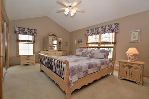 2041 Robinwood Dr, Algonquin, IL 60102 photo 17