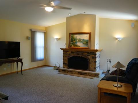 183 Kingston Ln, Bloomingdale, IL 60108 photo 7