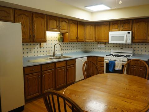 183 Kingston Ln, Bloomingdale, IL 60108 photo 6