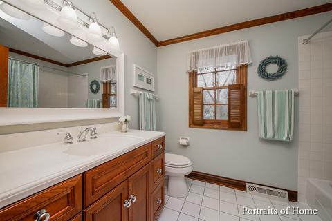633 Brighton Dr, Wheaton, IL 60189 photo 15
