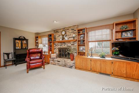 633 Brighton Dr, Wheaton, IL 60189 photo 8