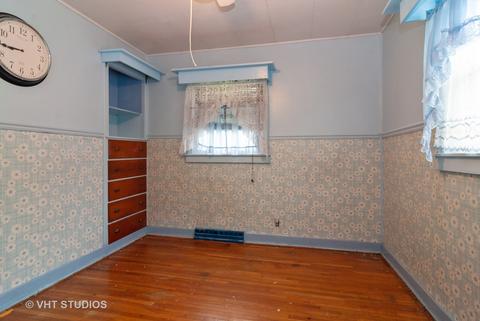1502 Superior St, Aurora, IL 60505 photo 8