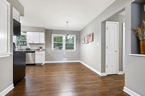 2601 Ridge Rd, Lansing, IL 60438 photo 4