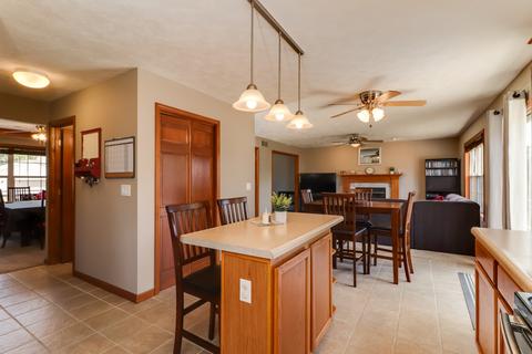 1533 Torrey Pines Rd, Normal, IL 61761 photo 7