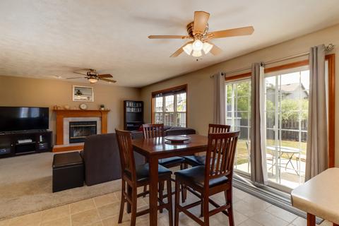 1533 Torrey Pines Rd, Normal, IL 61761 photo 17