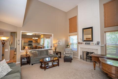 3 Hithergreen Ct, Algonquin, IL 60102 photo 3