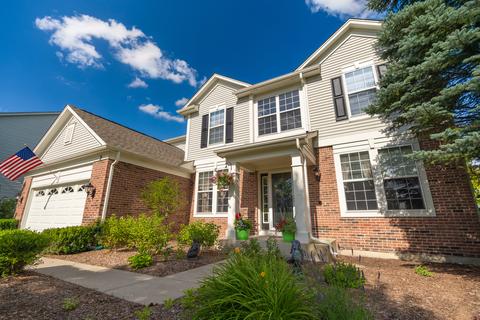 3 Hithergreen Ct, Algonquin, IL 60102 photo 1