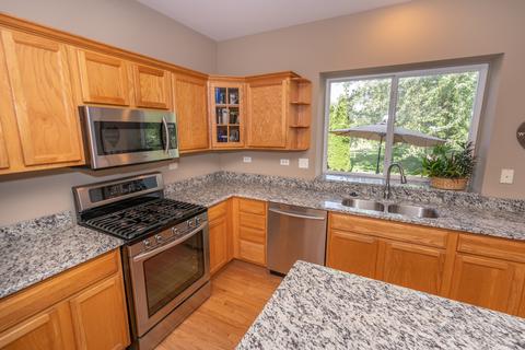 3 Hithergreen Ct, Algonquin, IL 60102 photo 8