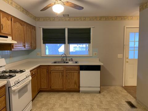 1203 N Walnut St, Normal, IL 61761 photo 9