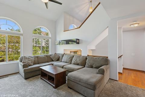 2382 Dawson Ln, Algonquin, IL 60102 photo 4