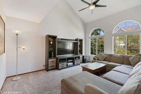 2382 Dawson Ln, Algonquin, IL 60102 photo 3