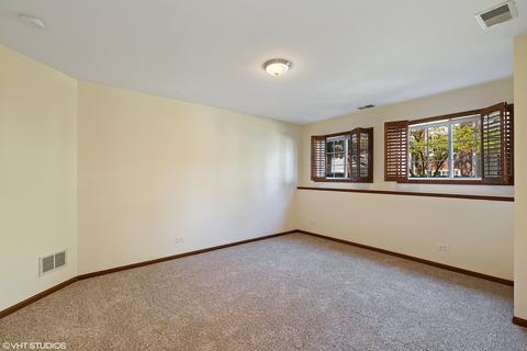 2382 Dawson Ln, Algonquin, IL 60102 photo 11