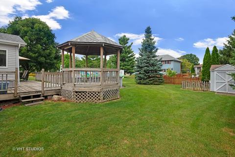 203 Deerhaven Dr, Minooka, IL 60447 photo 23