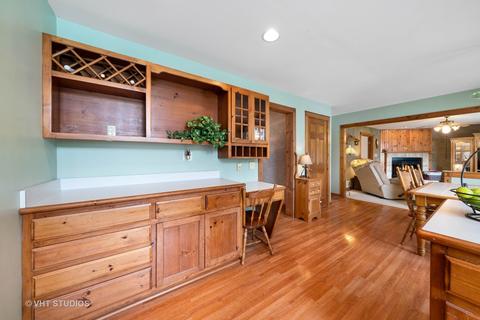 203 Deerhaven Dr, Minooka, IL 60447 photo 10