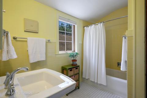 3000 Thayer St, Evanston, IL 60201 photo 10