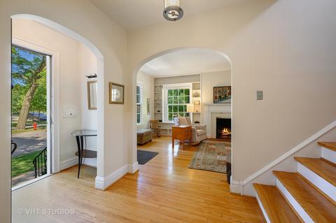 3000 Thayer St, Evanston, IL 60201 photo 2