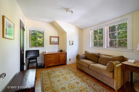 3000 Thayer St, Evanston, IL 60201 photo 8